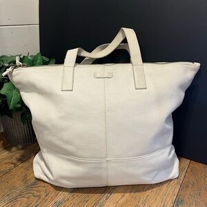 JAEGER LONDON large Ivory  leather tote bag.